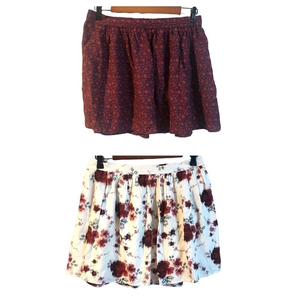 AMERICAN Eagle Bundle of 2 Spring and Summer Floral Mini Skirts EUC Medium - Picture 2 of 9